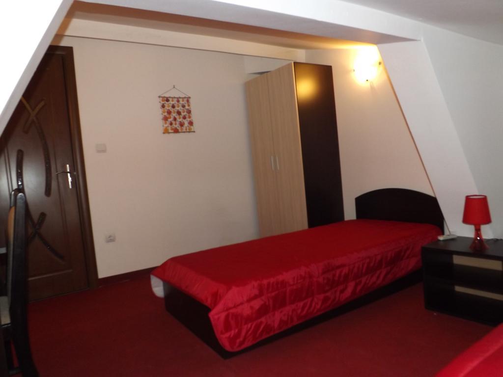Hostel Rayska Yabalka Varna Room photo